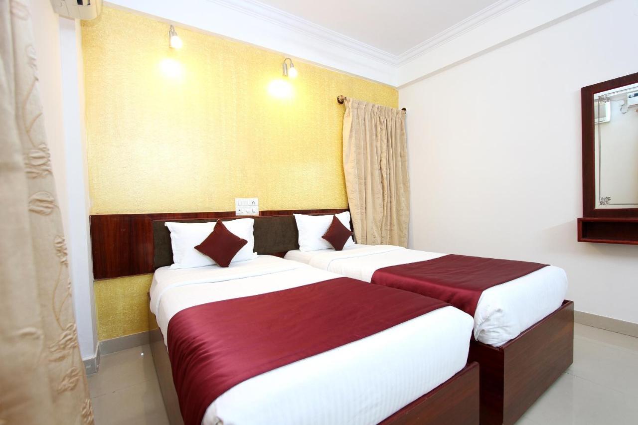העיר בנגלור Oyo 9959 Hotel Varcity Ruby מראה חיצוני תמונה